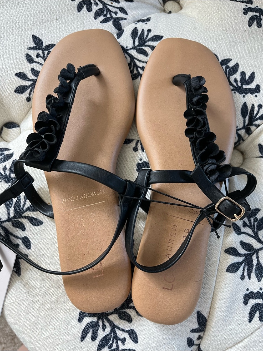 LC Lauren Conrad Black and Tan Floral-Trim Sandals